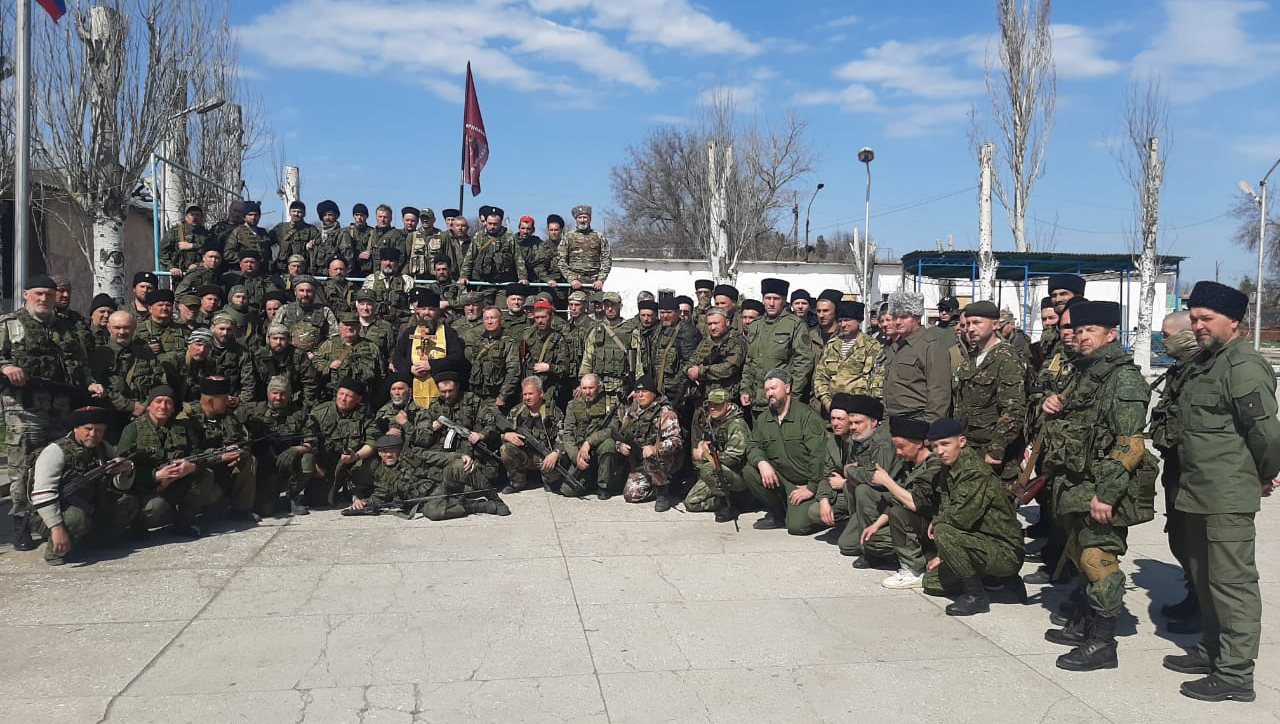 Казаки-добровольцы отправились защищать жителей Донбасса от неонацистов