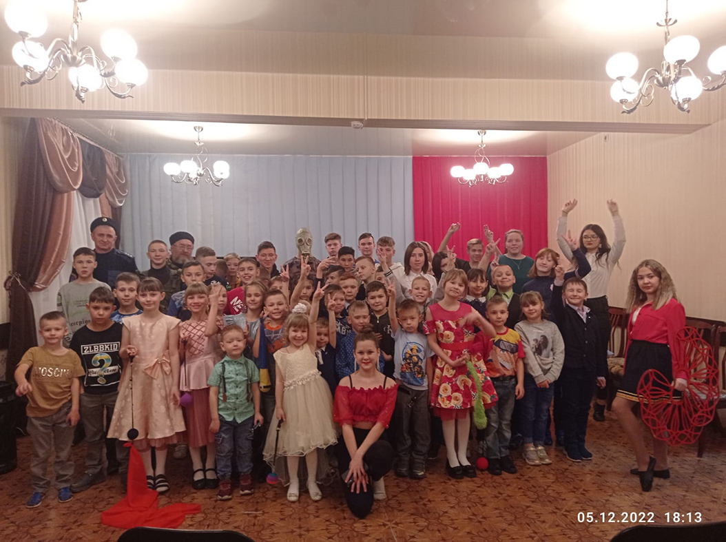 Социальное партнерство казаков СКВРиЗ в Кузбассе с детским домом №7 «Дружба»