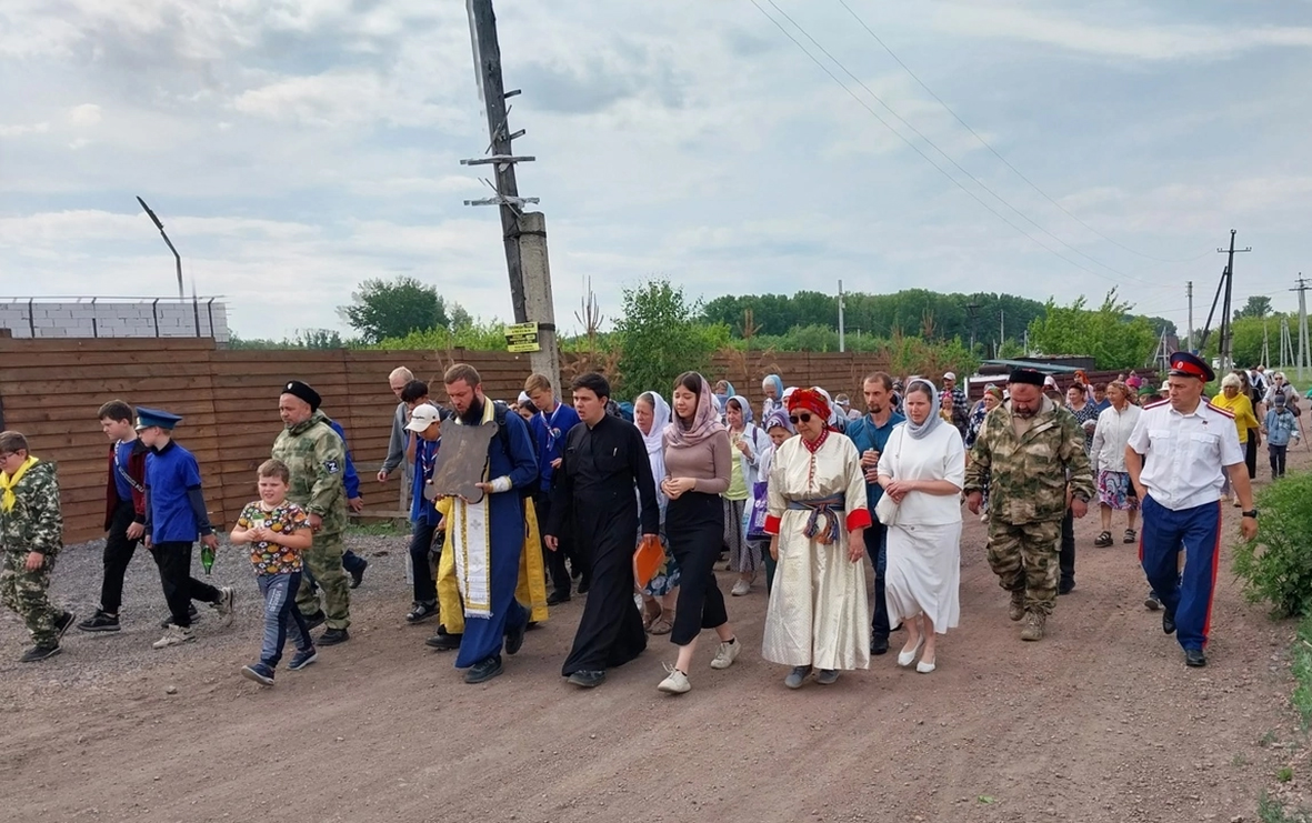 Казаки СКВРиЗ приняли участие в Ильинском крестном ходе