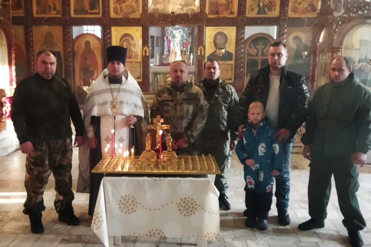 Казаки в Кузбассе посетили молебны в скорбный День Памяти Геноцида Казачьего народа